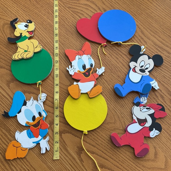 Vintage Dolly Disney Babies with Balloons Nursery Chipboard Wall Decor - Picture 6 of 16